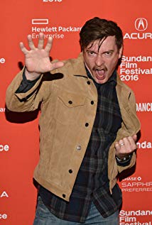 How tall is Rhys Darby?